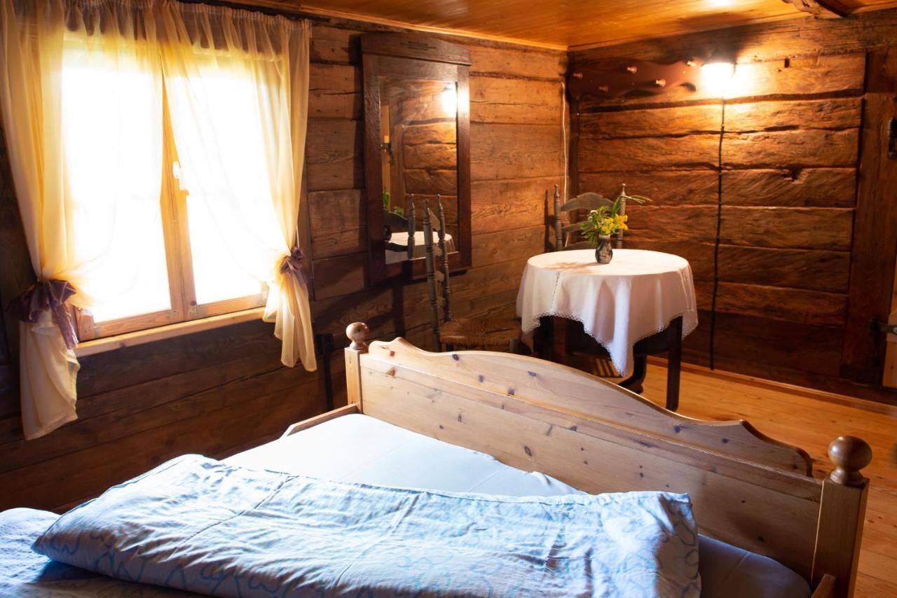 Ergli Hotel Bernāti Екстериор снимка
