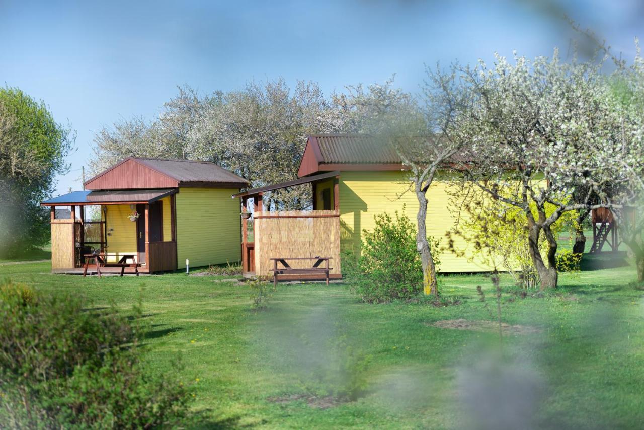 Ergli Hotel Bernāti Екстериор снимка