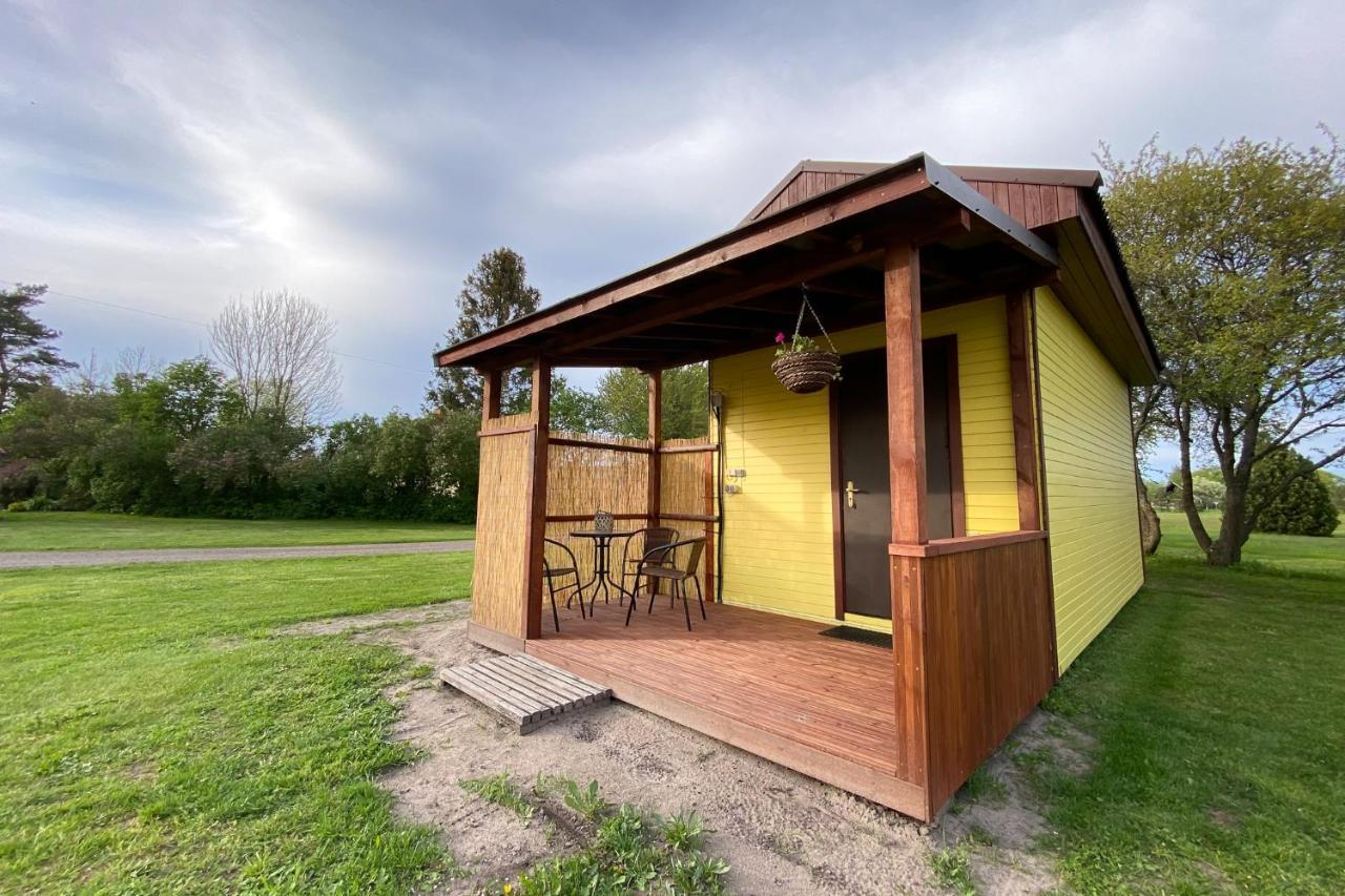 Ergli Hotel Bernāti Екстериор снимка