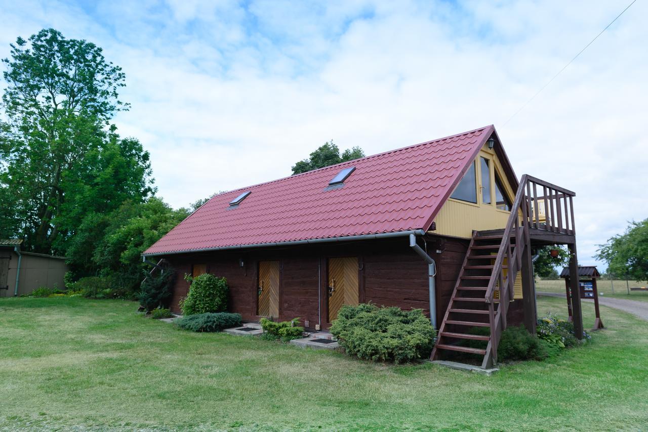 Ergli Hotel Bernāti Екстериор снимка