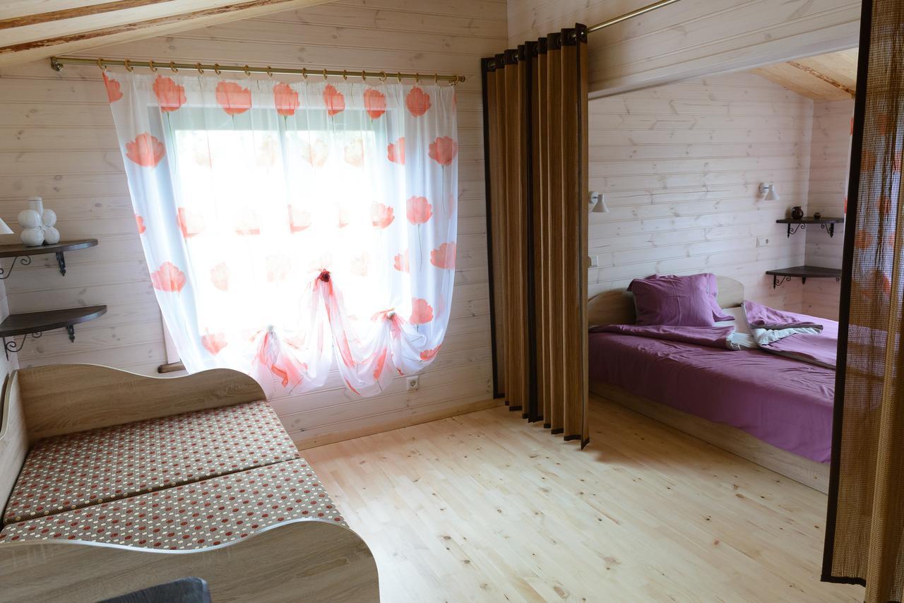 Ergli Hotel Bernāti Екстериор снимка